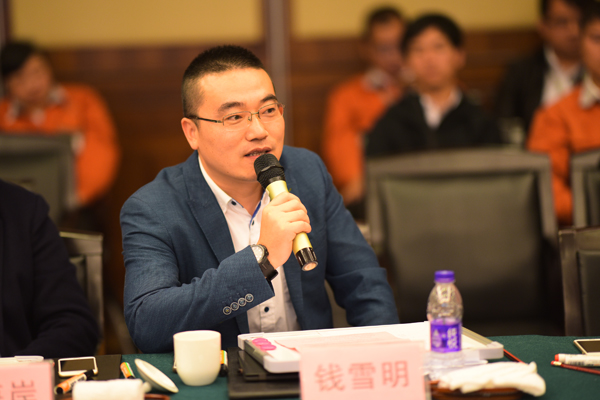 766137752f1d4025aa184ea9758f84d7